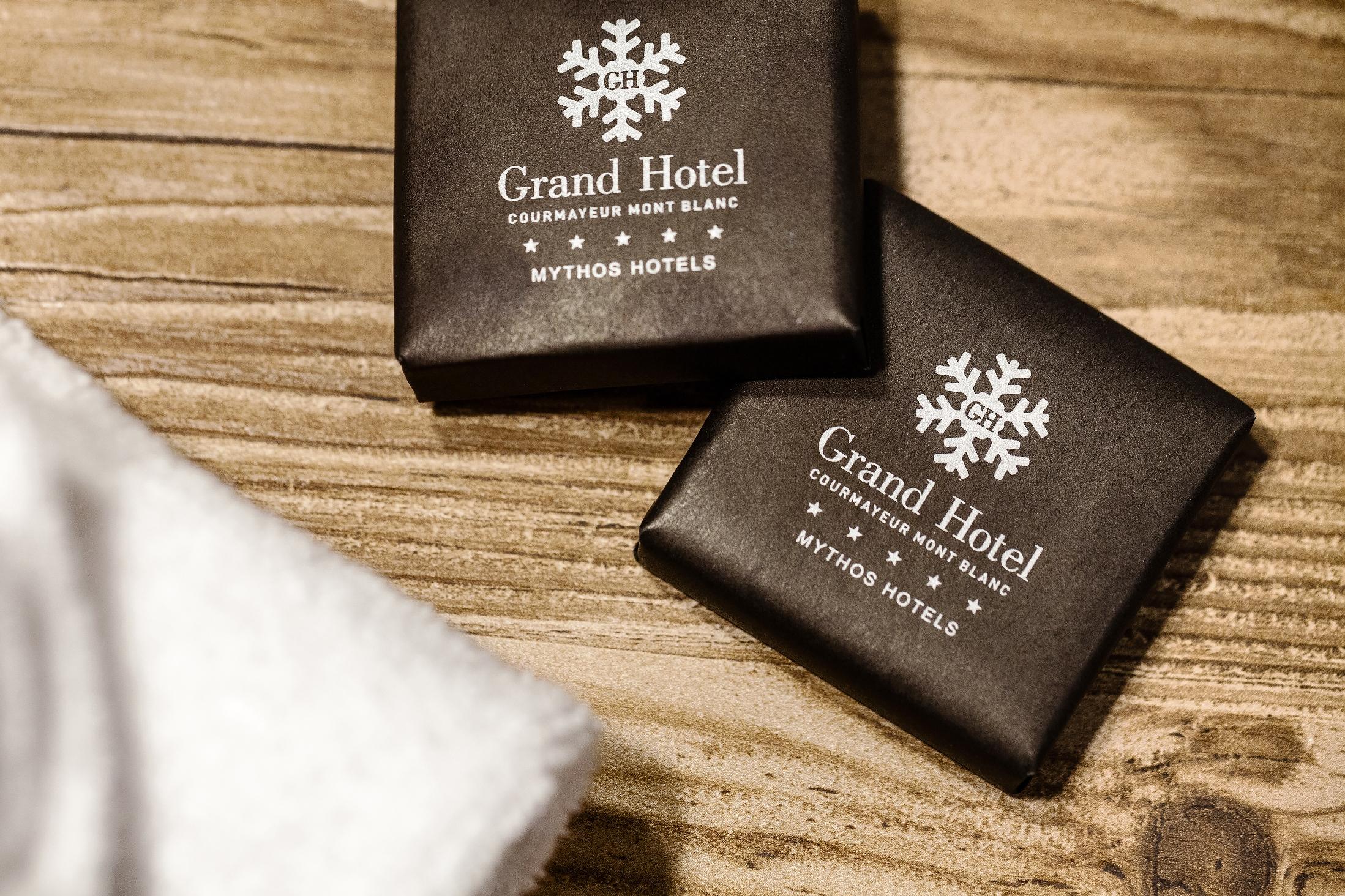 Grand Hotel Courmayeur Mont Blanc, By R Collection Hotels Esterno foto