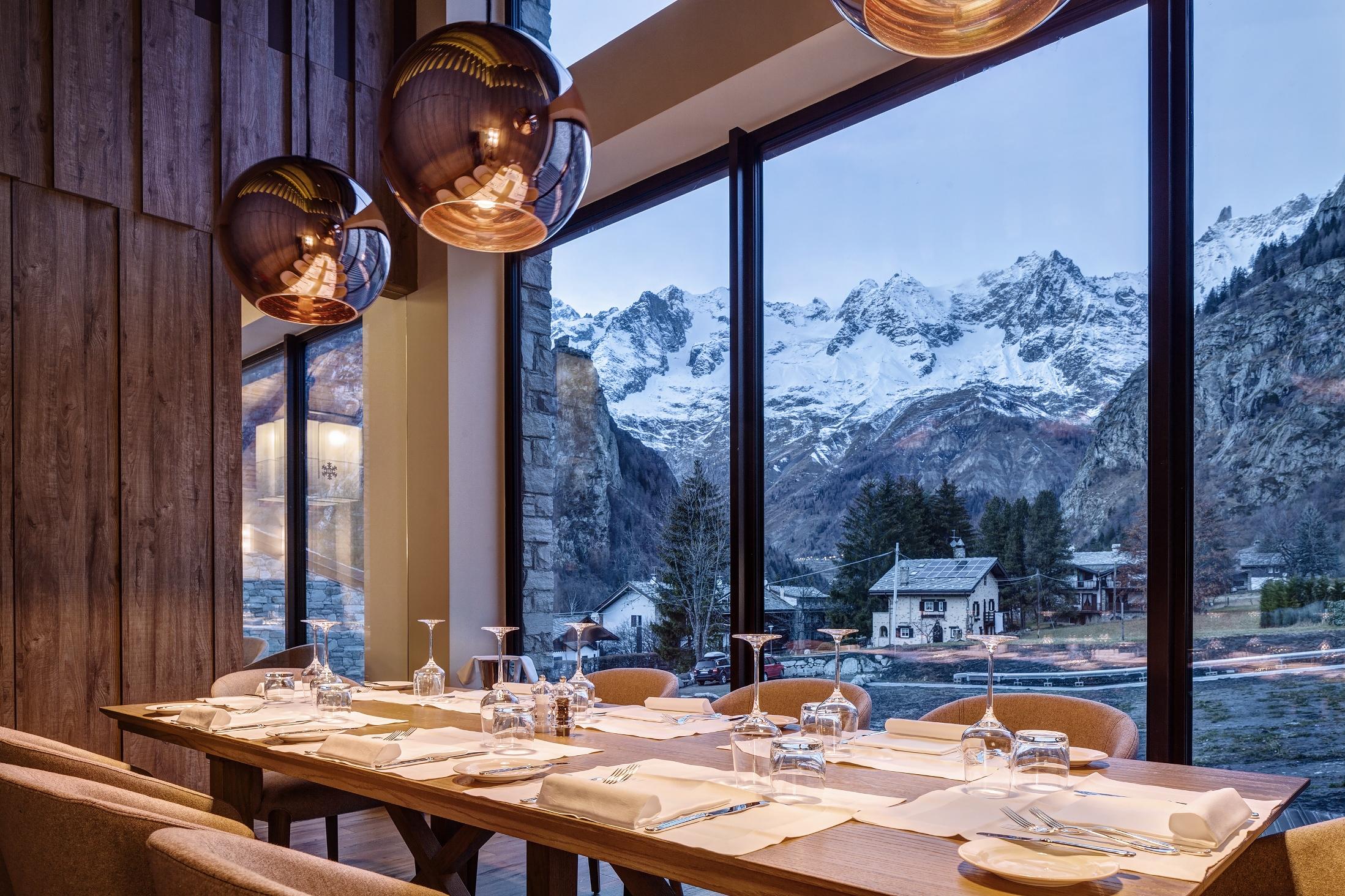 Grand Hotel Courmayeur Mont Blanc, By R Collection Hotels Esterno foto