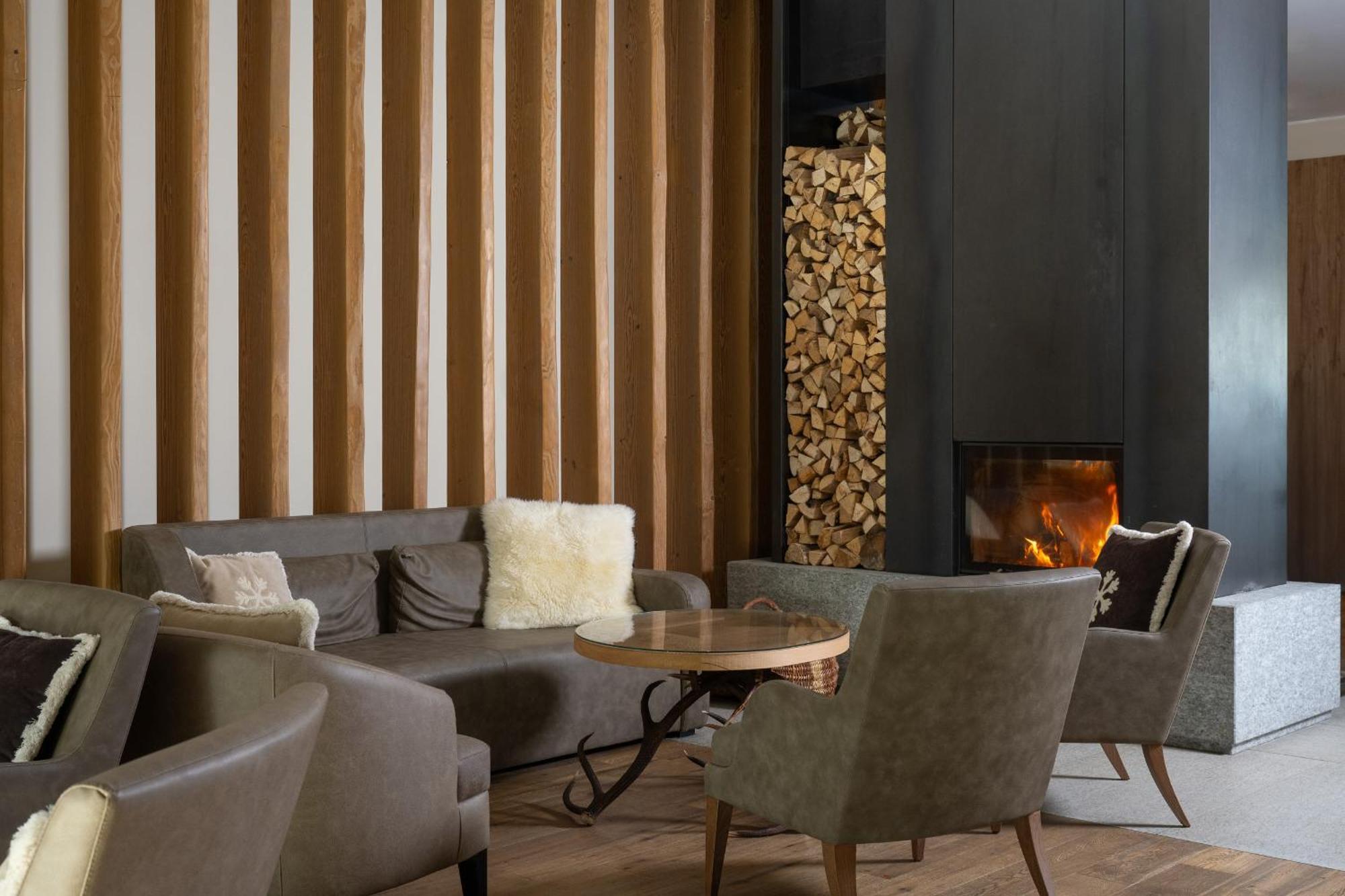 Grand Hotel Courmayeur Mont Blanc, By R Collection Hotels Esterno foto