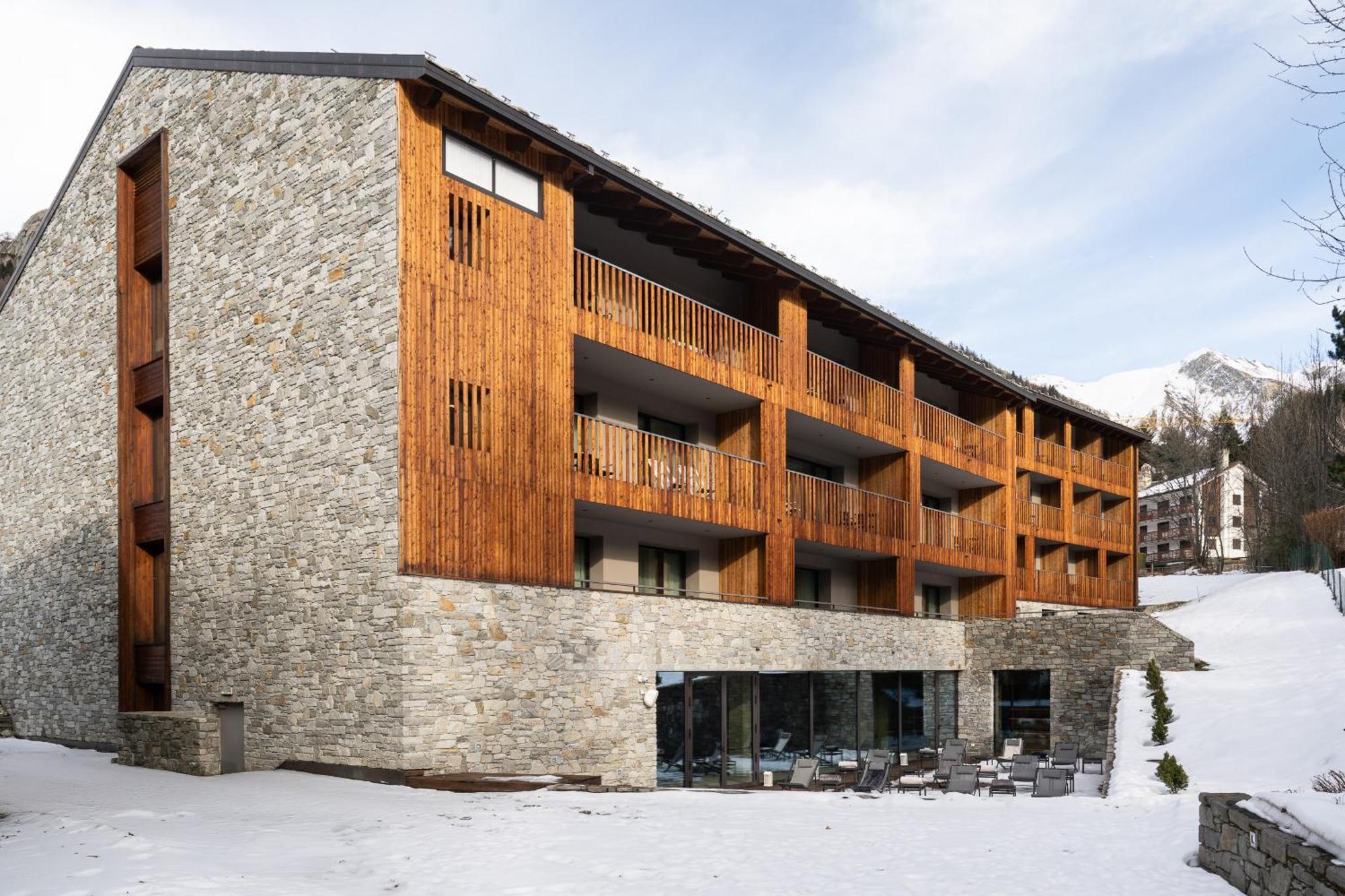 Grand Hotel Courmayeur Mont Blanc, By R Collection Hotels Esterno foto