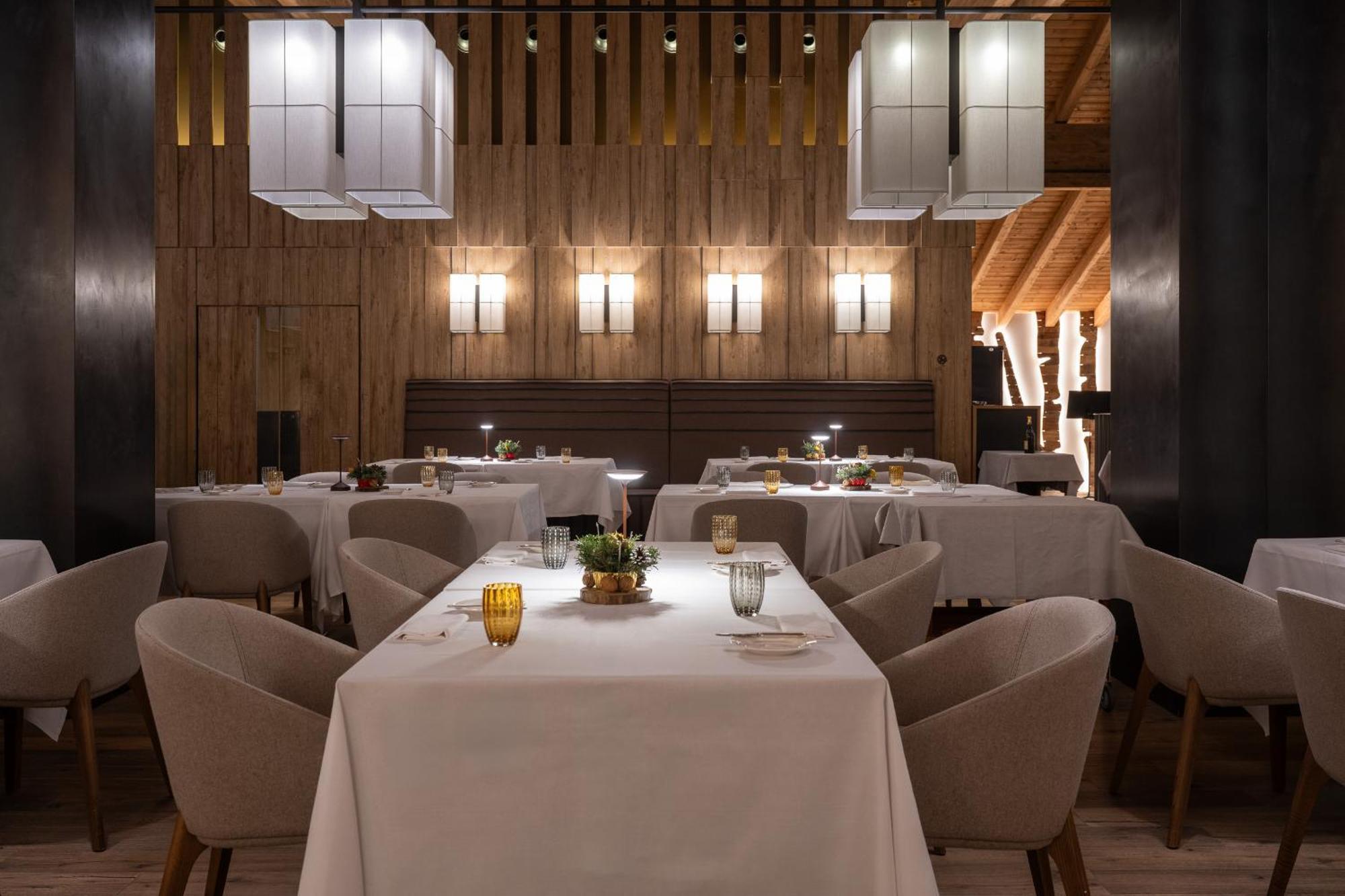 Grand Hotel Courmayeur Mont Blanc, By R Collection Hotels Esterno foto