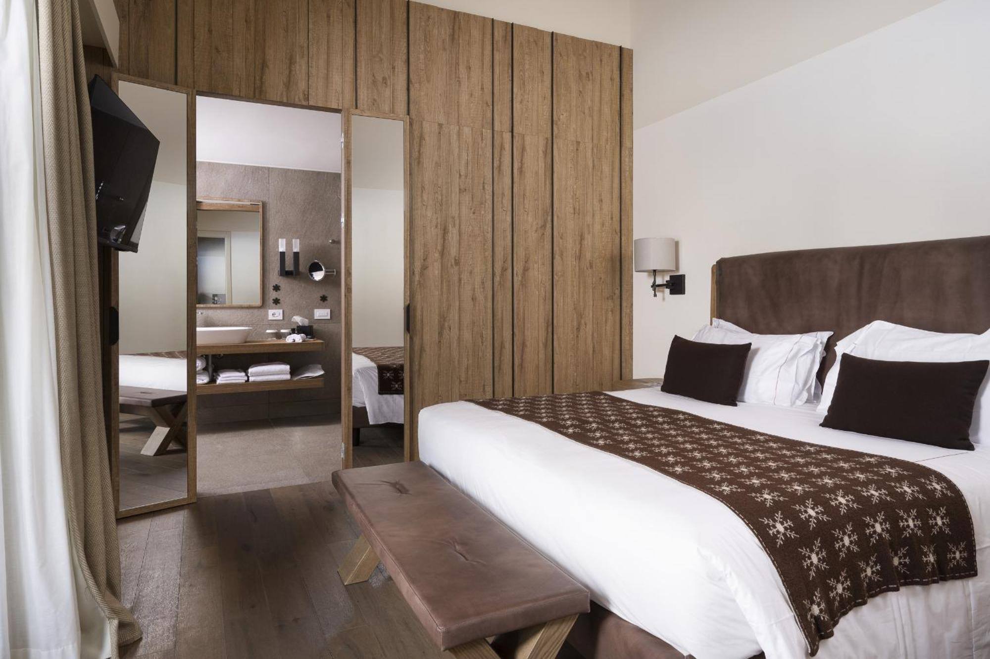 Grand Hotel Courmayeur Mont Blanc, By R Collection Hotels Esterno foto