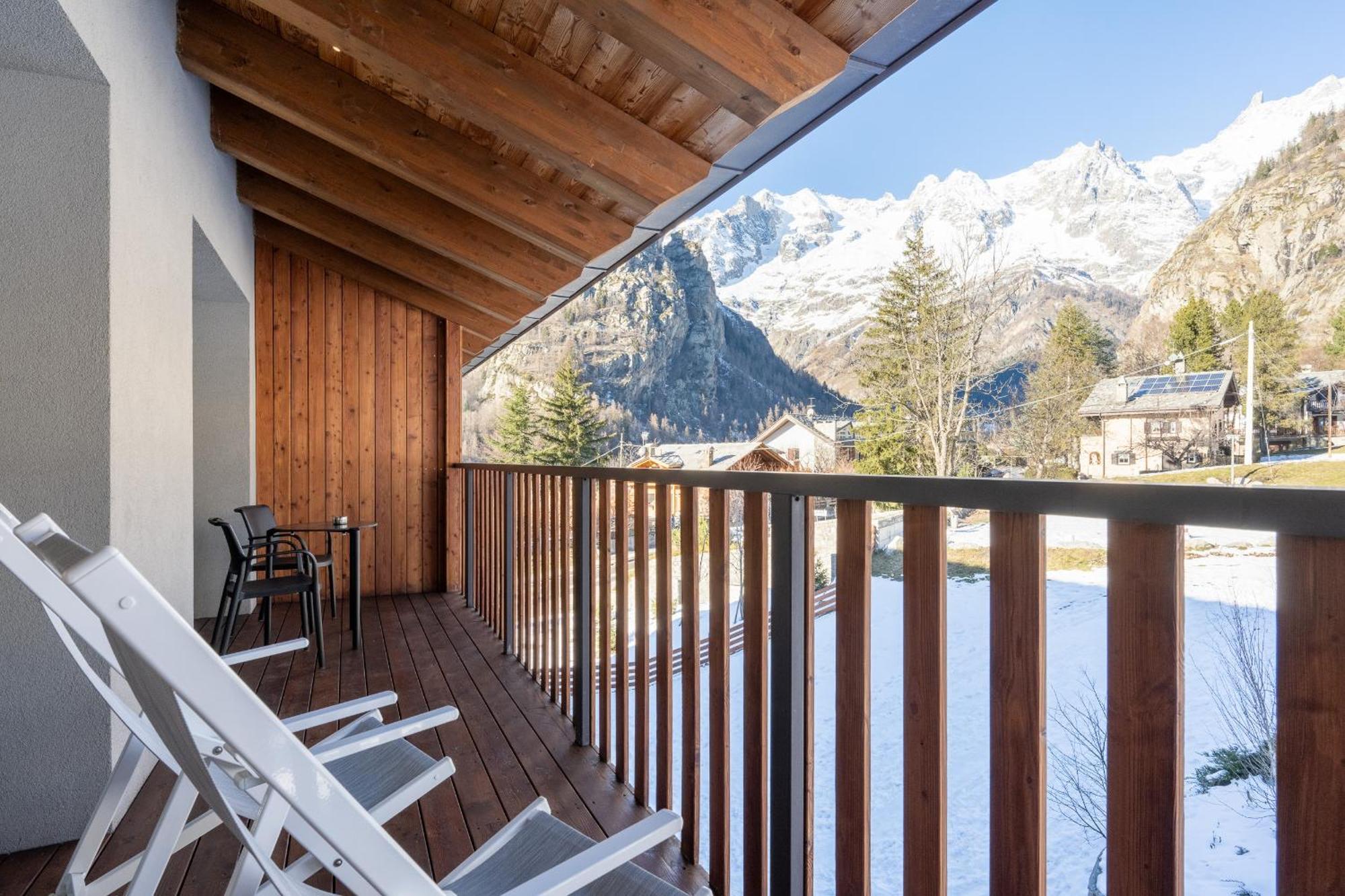 Grand Hotel Courmayeur Mont Blanc, By R Collection Hotels Esterno foto