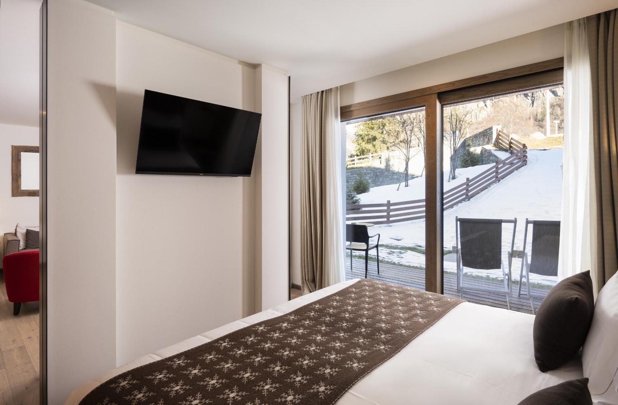 Grand Hotel Courmayeur Mont Blanc, By R Collection Hotels Esterno foto